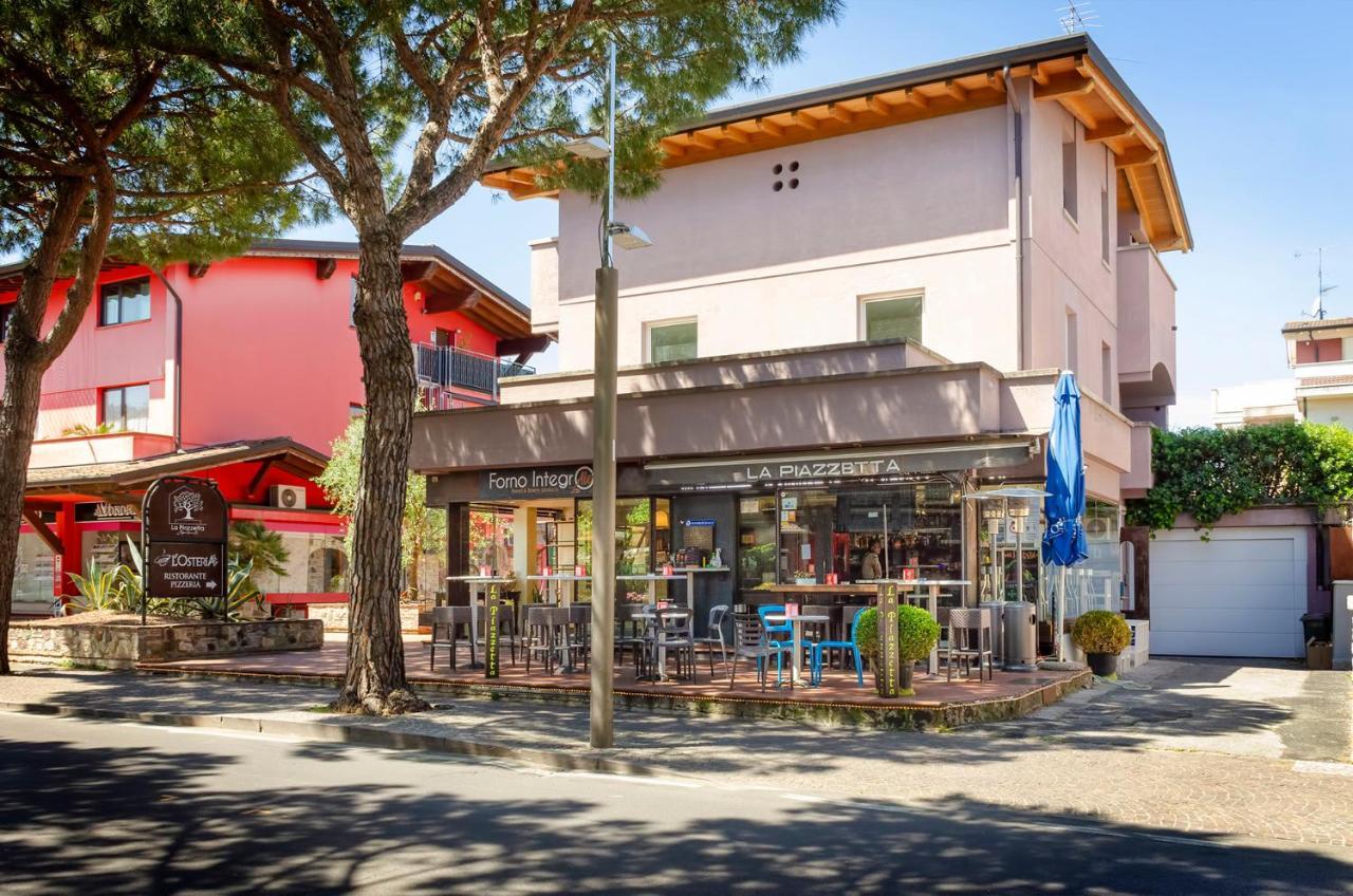 Appartamenti La Piazzetta Сирмионе Екстериор снимка